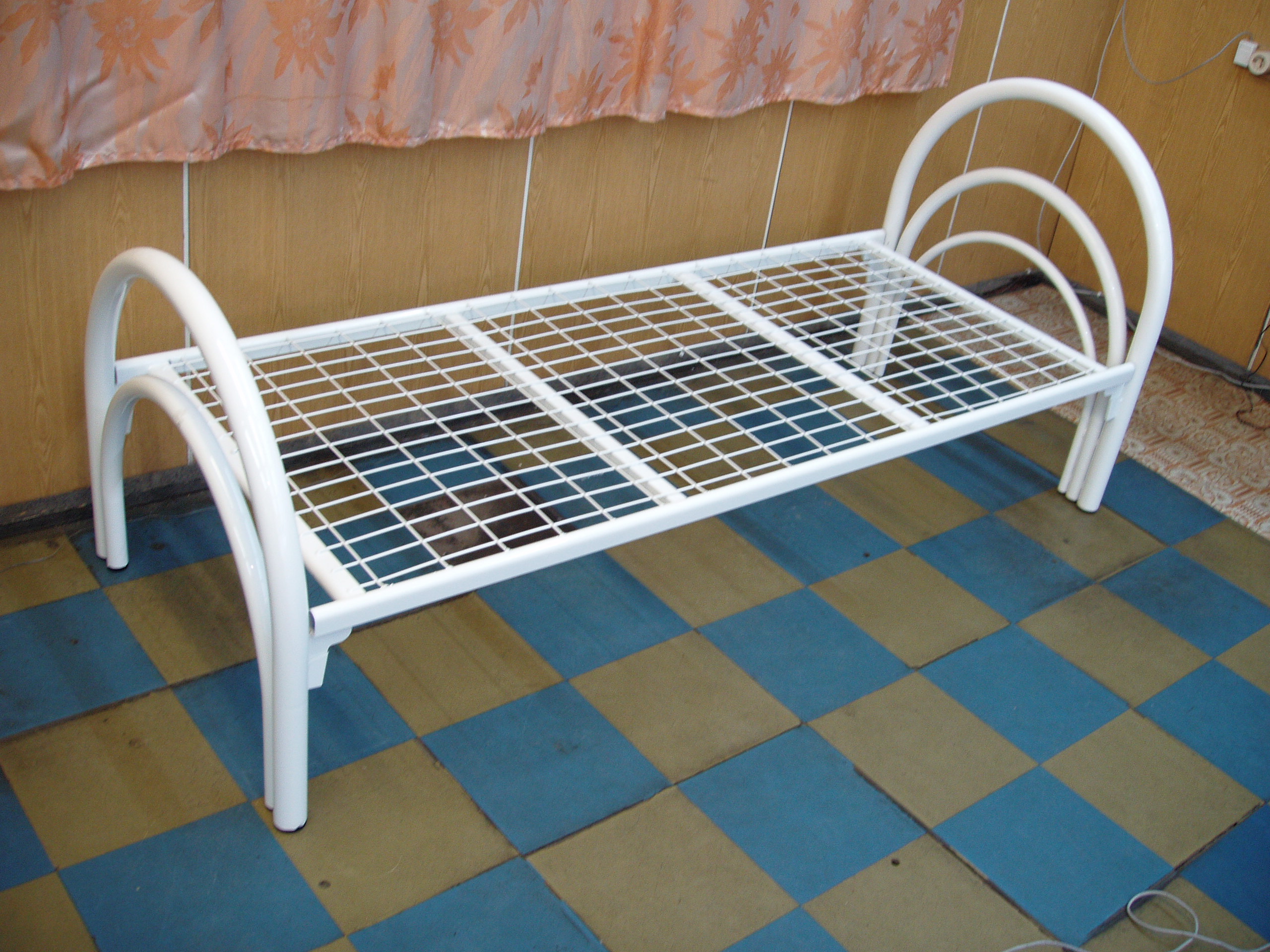 Кровать металлическая пружинная сетка 1950 80